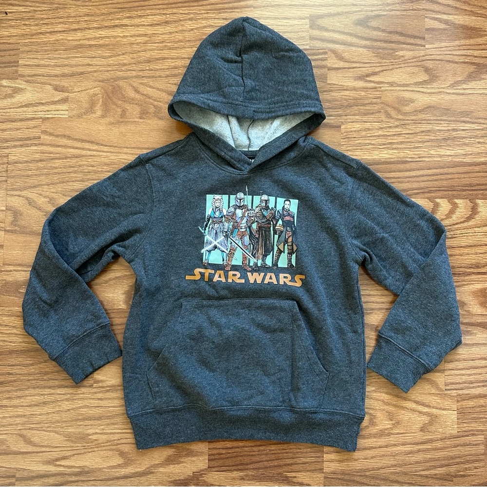 Star Wars Mandalorian Boys Hoodie Sweatshirt Fleece Size Small Dark Gray EUC!